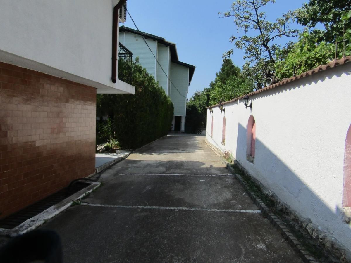 Хостелы Hostel Papagal Варна-26