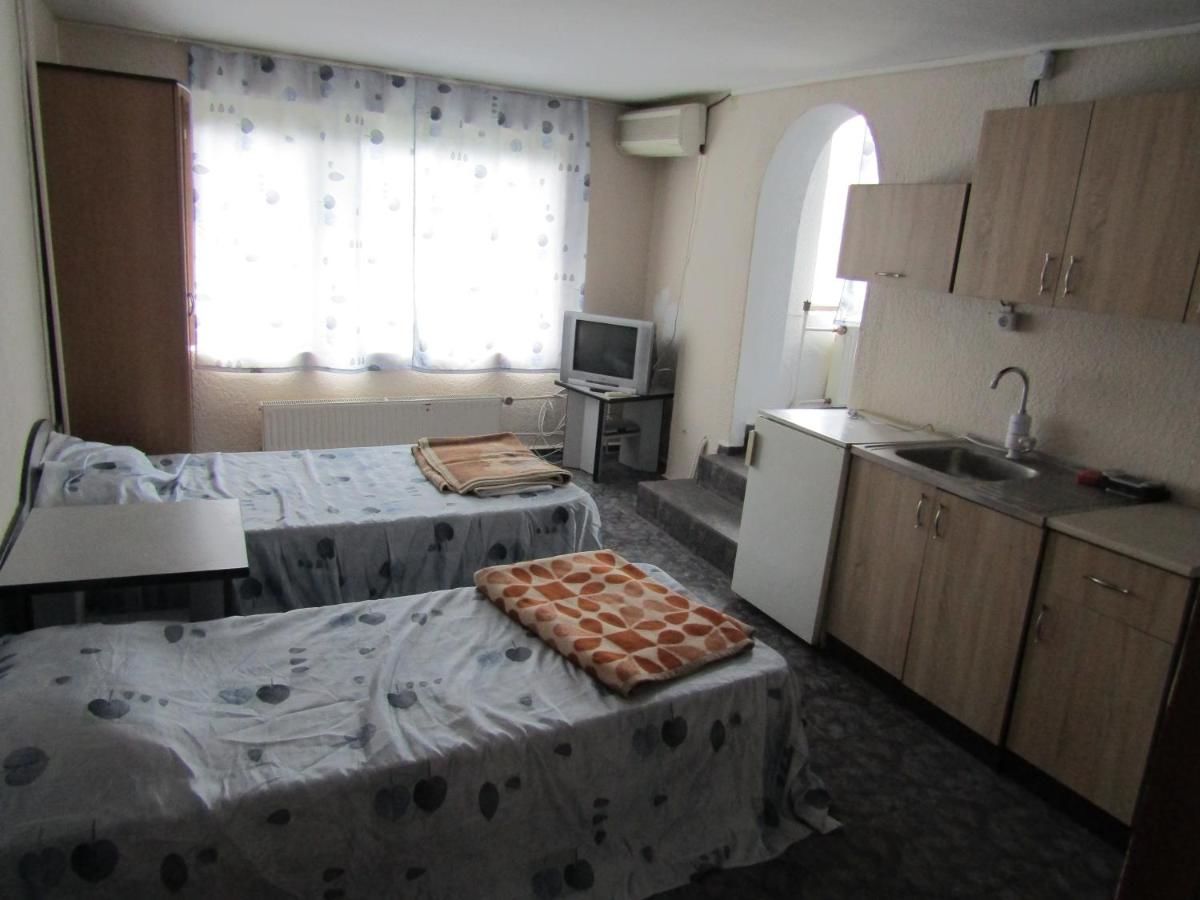 Хостелы Hostel Papagal Варна-6