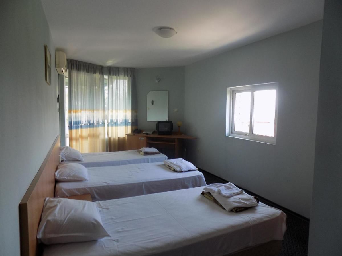 Хостелы Hostel Papagal Варна-47
